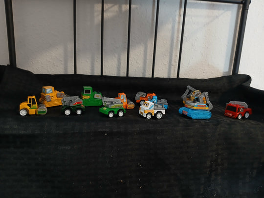 mini pull-back trucks