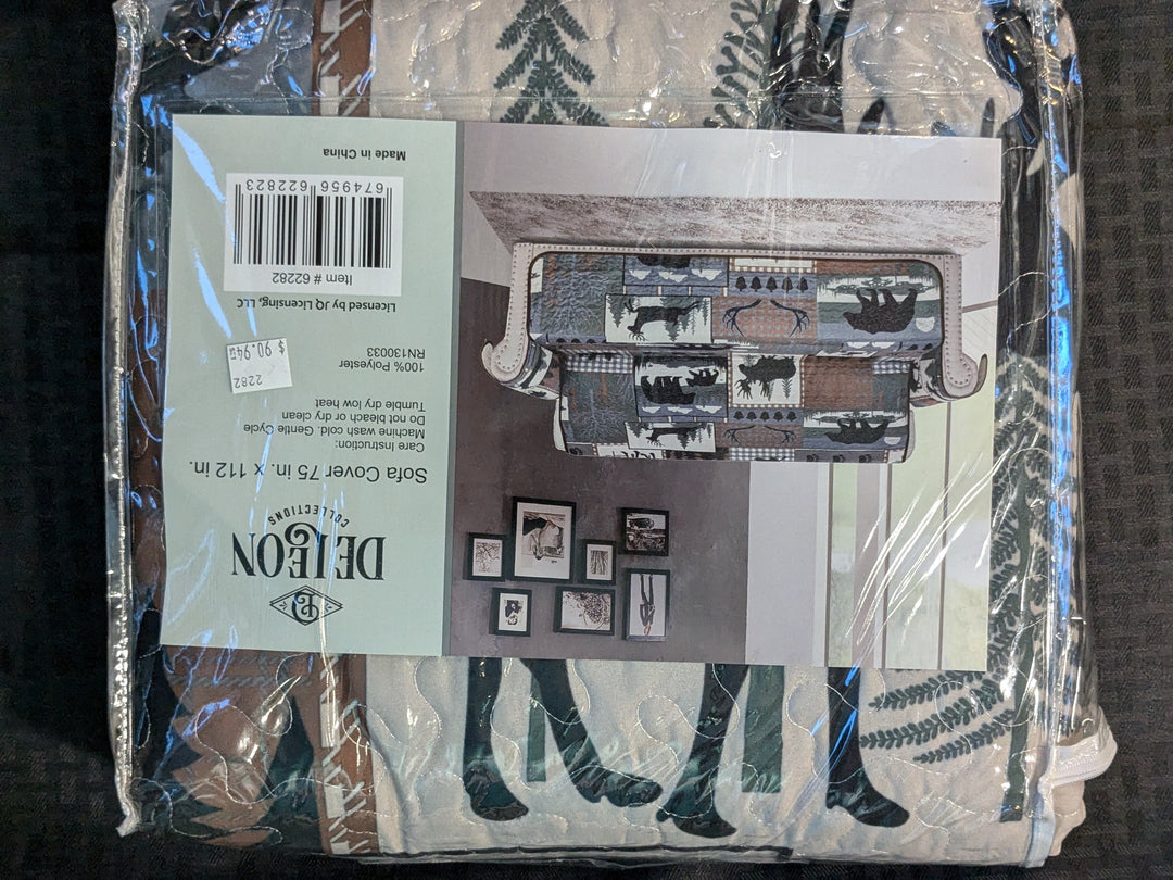 Bear and Moose Sofa Cover – a durable sofa cover featuring a charming pattern of bears and moose, perfect for protecting furniture while adding rustic charm to your living space.
