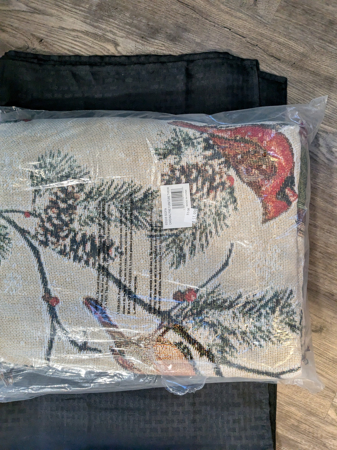 cardinal bird and pine furniture throw-sofa