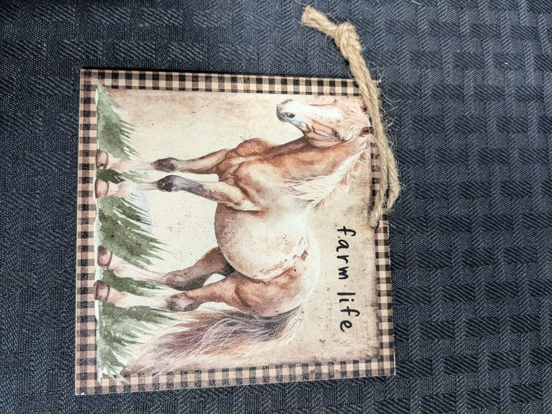 farm horse ornament